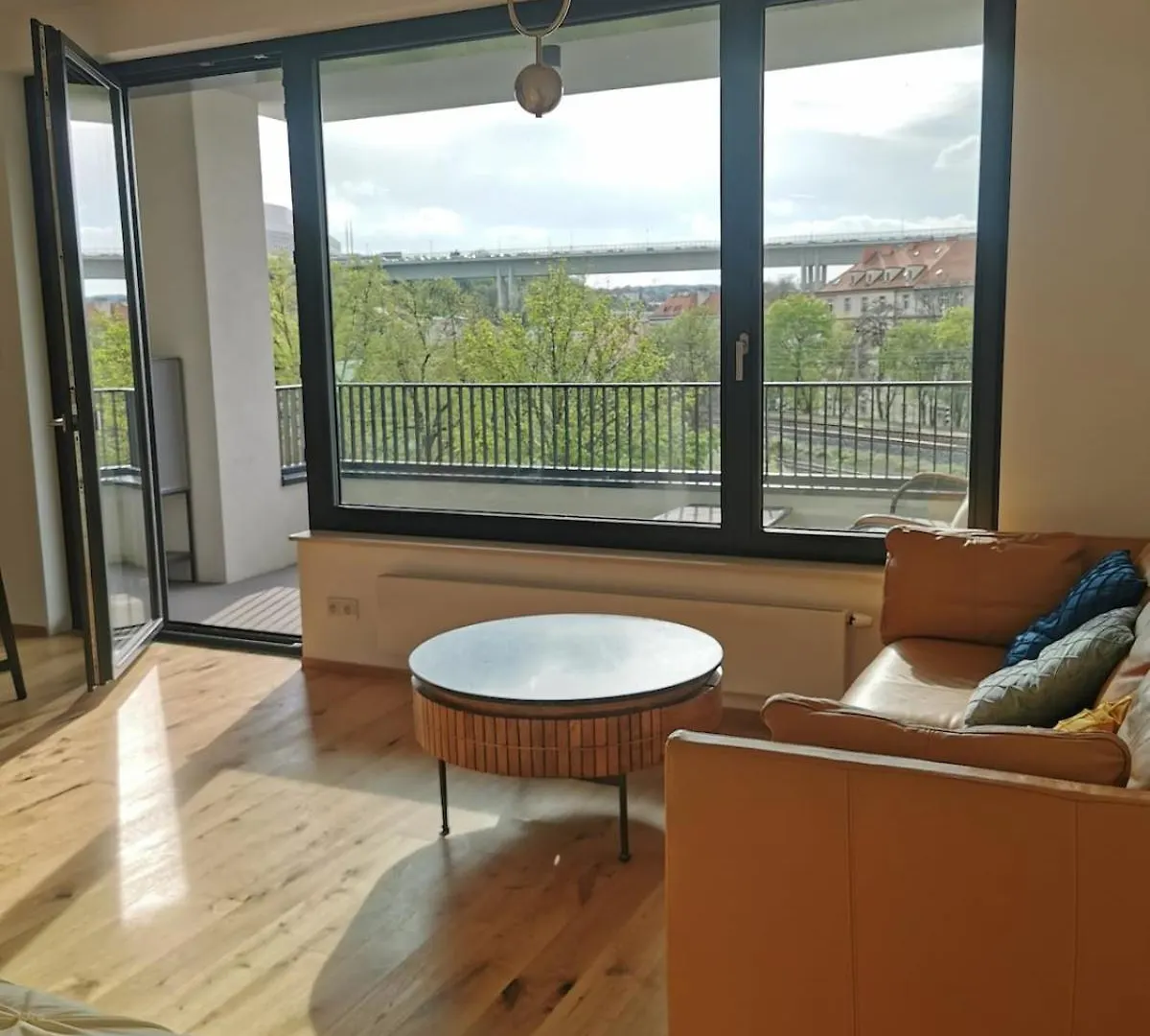 Free Private Parking, Central Location, Nuslesky Pivovar Sunset Balcony Home, Prága Apartman